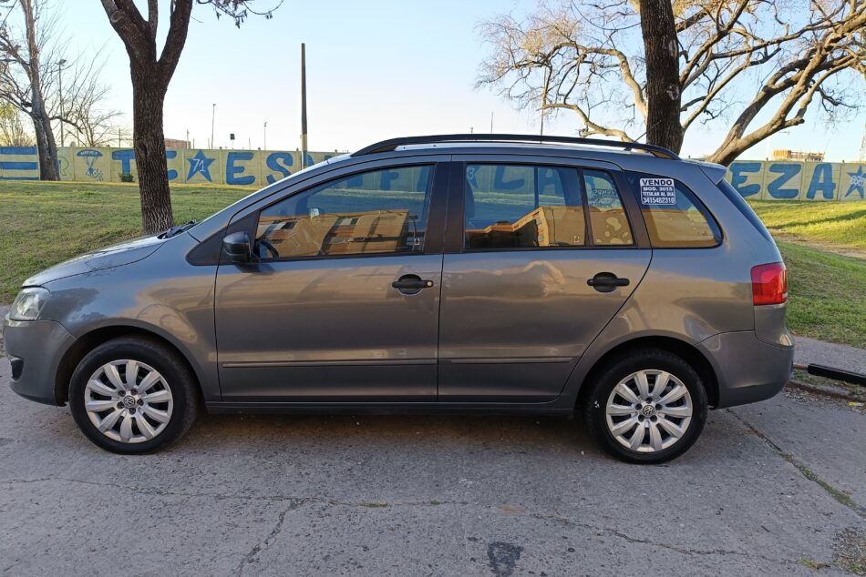 789861558-Volkswagen Suran completo