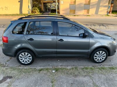 789861558-Volkswagen Suran completo