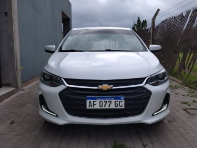 1199983514-Chevrolet Onix Plus completo