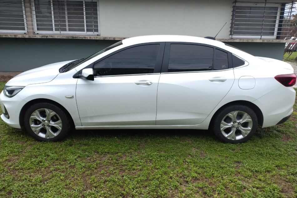 1199983514-Chevrolet Onix Plus completo