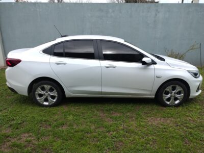 1199983514-Chevrolet Onix Plus completo