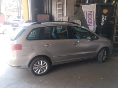 2000705006-Volkswagen Suran completo
