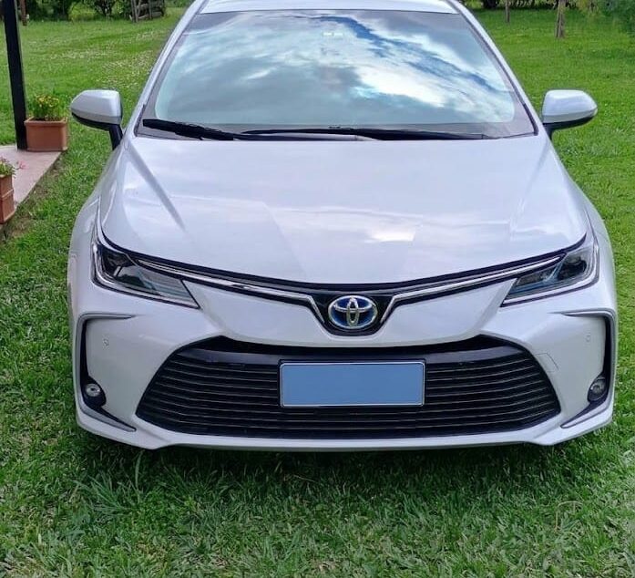 1201582145-Toyota Corolla completo