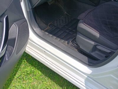 1201582145-Toyota Corolla completo